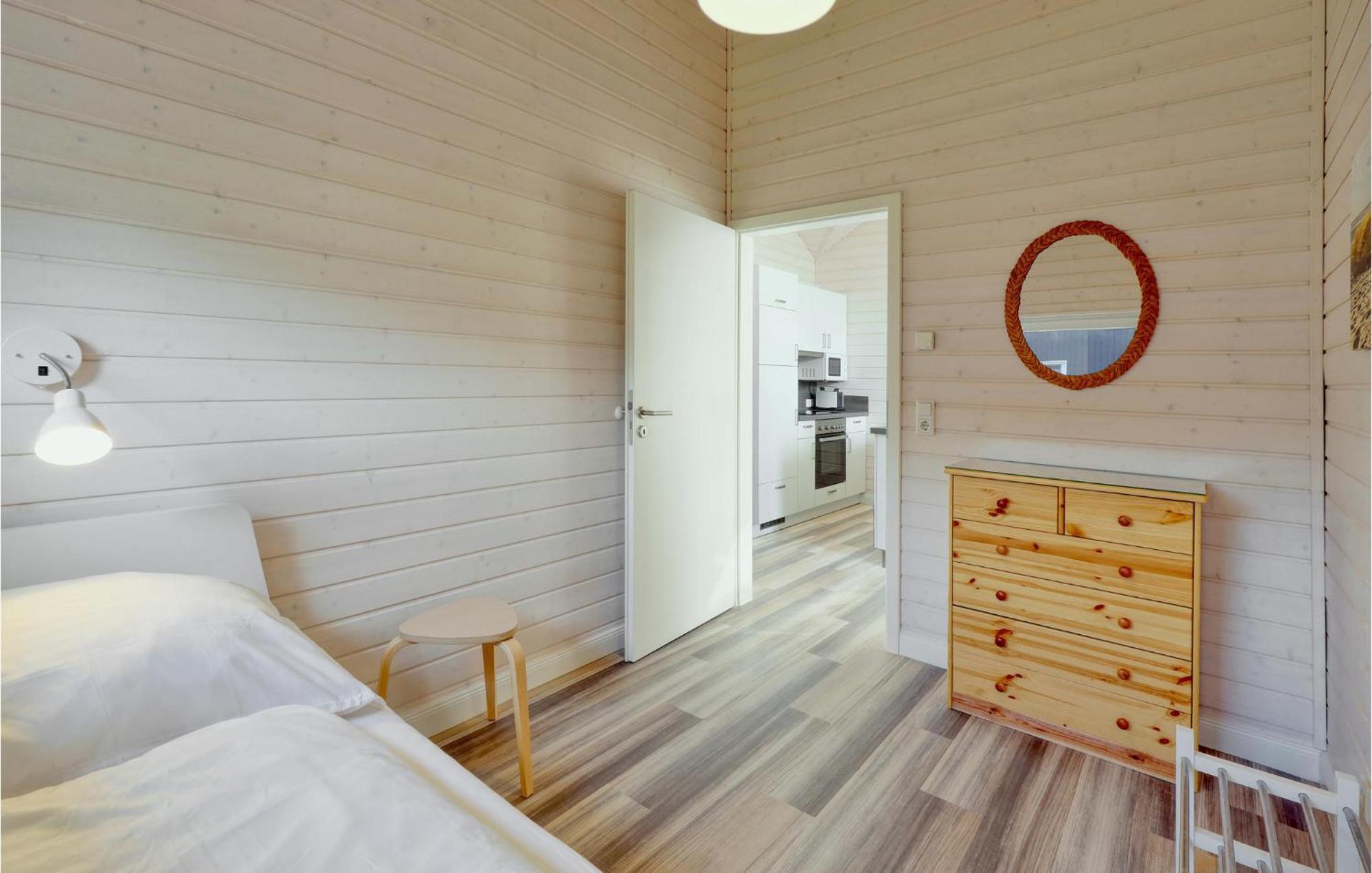 Stunning Home In Krems Ii-Warderbrueck With Wifi Gols Luaran gambar