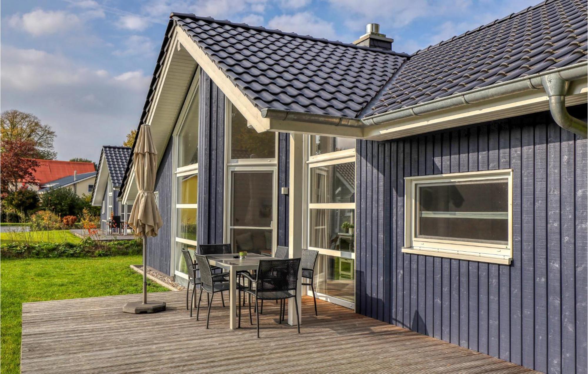 Stunning Home In Krems Ii-Warderbrueck With Wifi Gols Luaran gambar
